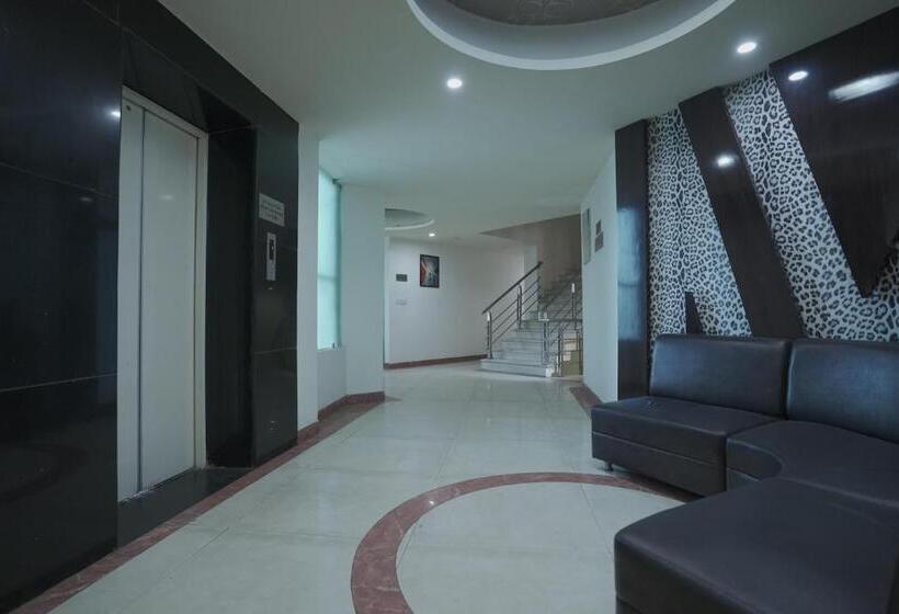 Geetika Galaxy Hotel By Wb Inn