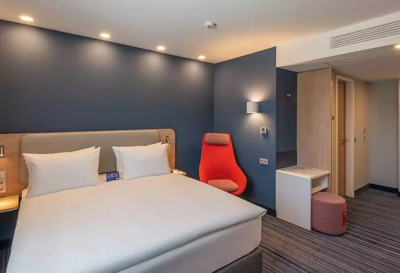 Hotelli Holiday Inn Express   Hamburg South A7 As42, An Ihg