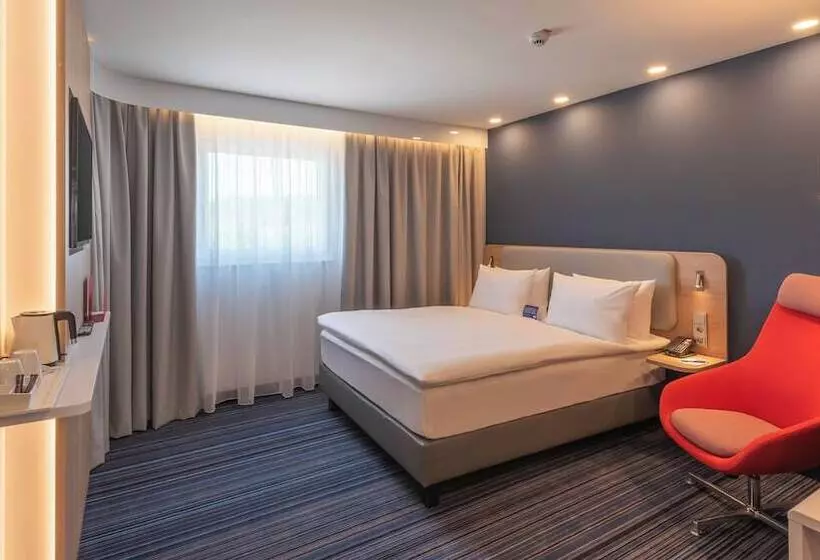 Hotelli Holiday Inn Express   Hamburg South A7 As42, An Ihg