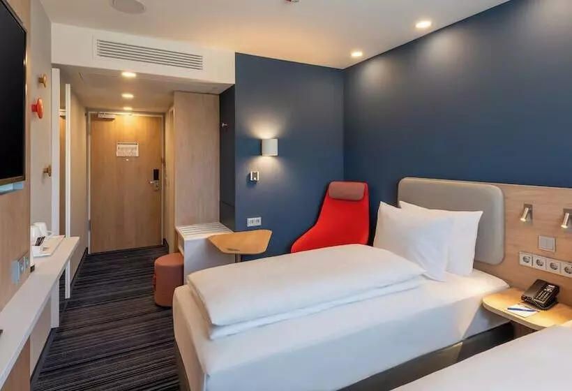 Hotelli Holiday Inn Express   Hamburg South A7 As42, An Ihg