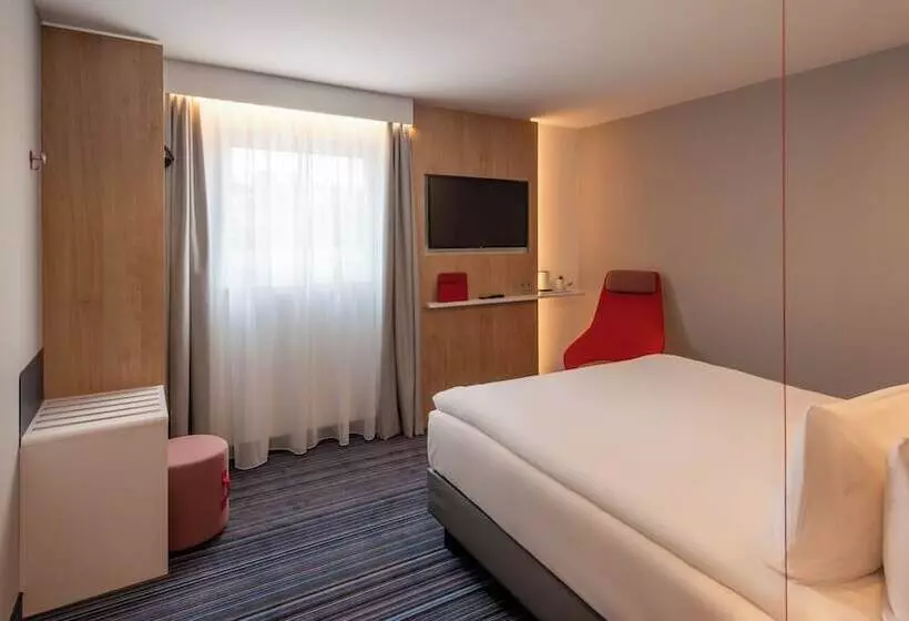 Hotelli Holiday Inn Express   Hamburg South A7 As42, An Ihg