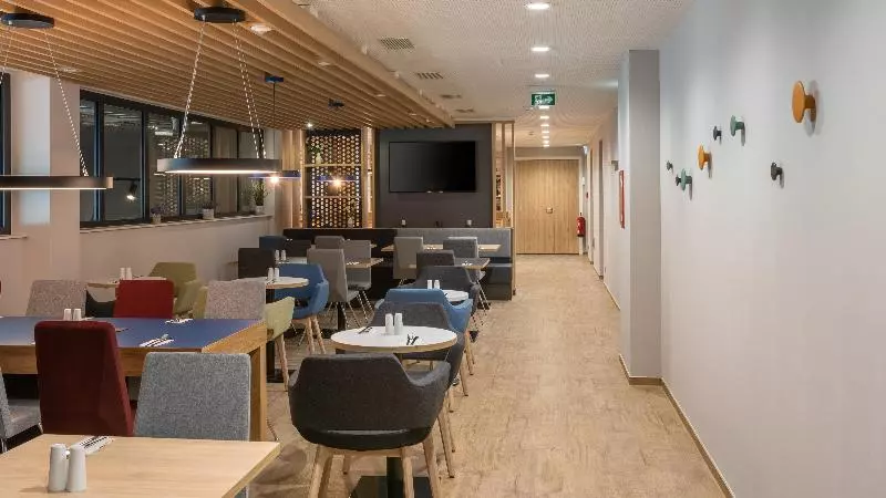 Hotelli Holiday Inn Express   Hamburg South A7 As42, An Ihg