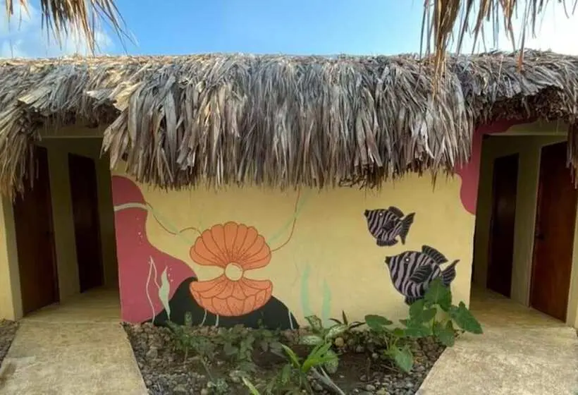 ホテル Makai Beach Hostel