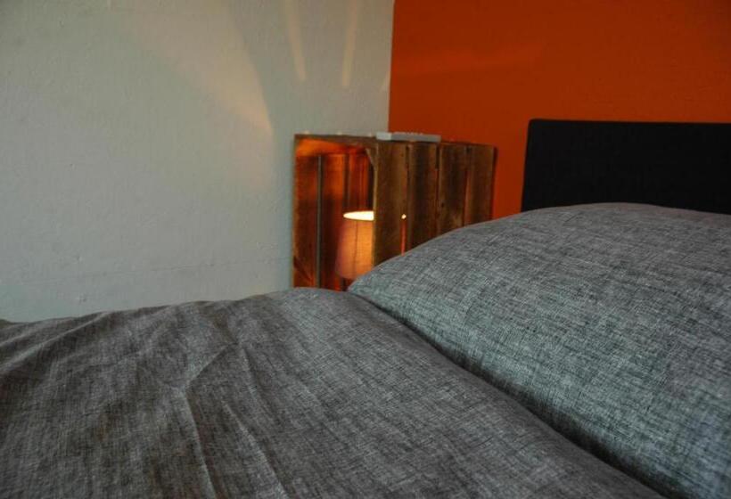 تختخواب و صبحانه Twinkeling Lights