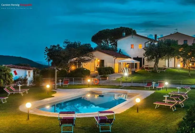 Hotelli Agriturismo Baia Degli Ulivi