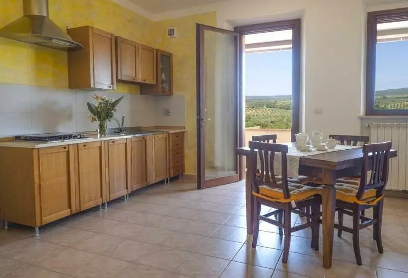 Hotelli Agriturismo Baia Degli Ulivi