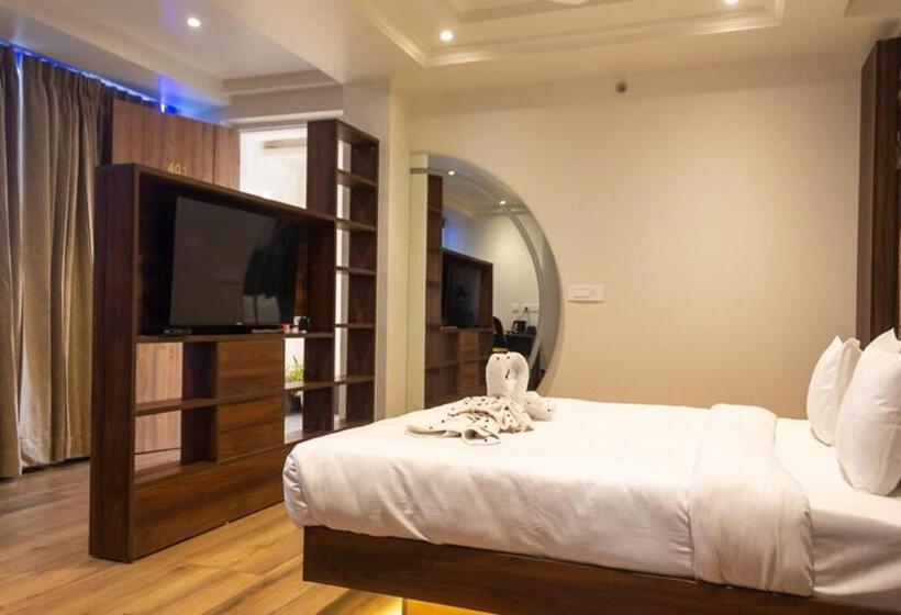 Отель Tivoli Cititel