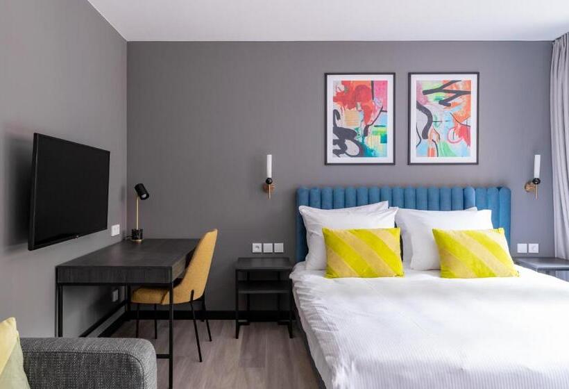 Numa L Saga Apartments