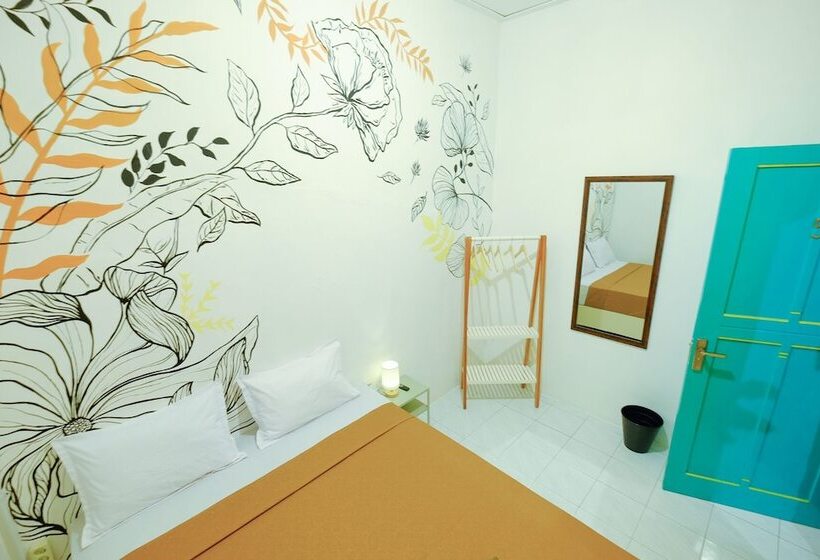 هاستل Snooze Malang