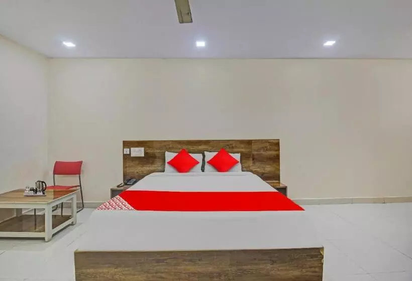 Hotelli Flagship Green Valley