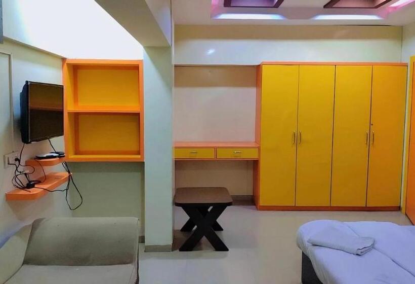 בית מלון כפרי Shree Krishna Palace