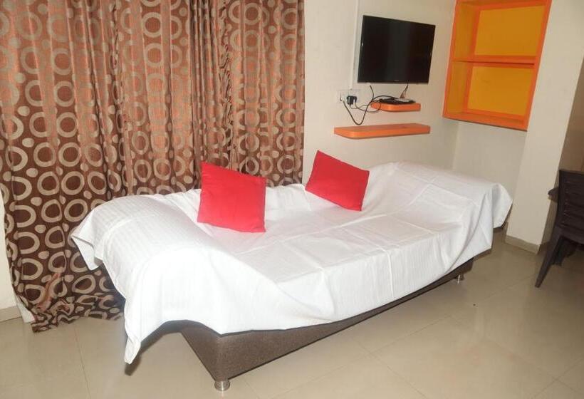 בית מלון כפרי Shree Krishna Palace