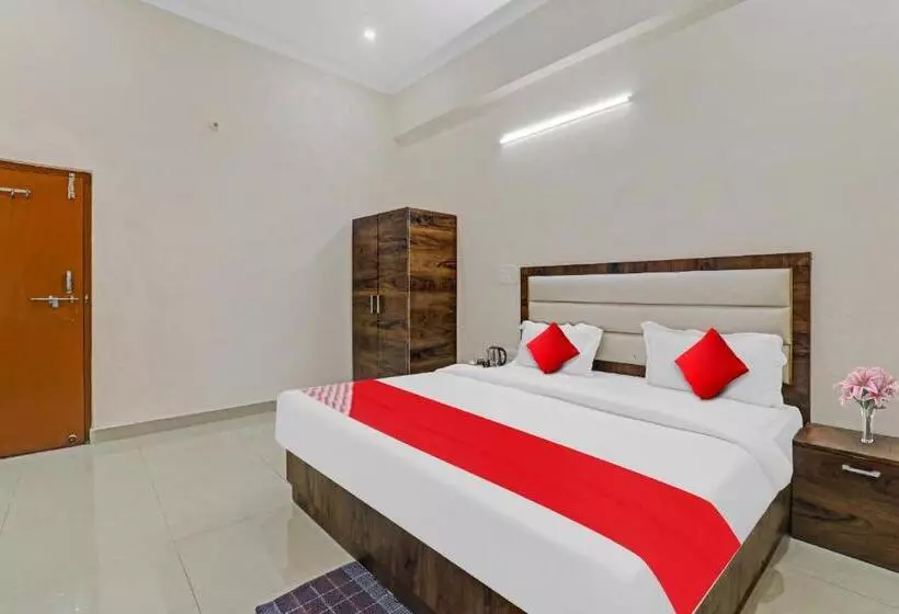 Hotelli Flagship Vrindavan Resort