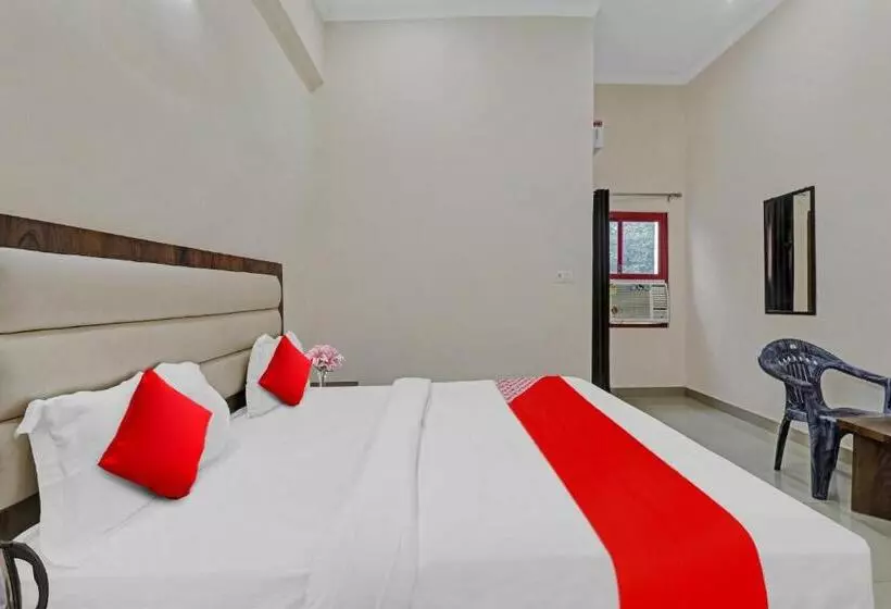 Hotelli Flagship Vrindavan Resort