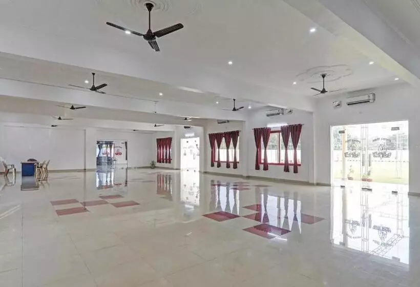Hotelli Flagship Vrindavan Resort