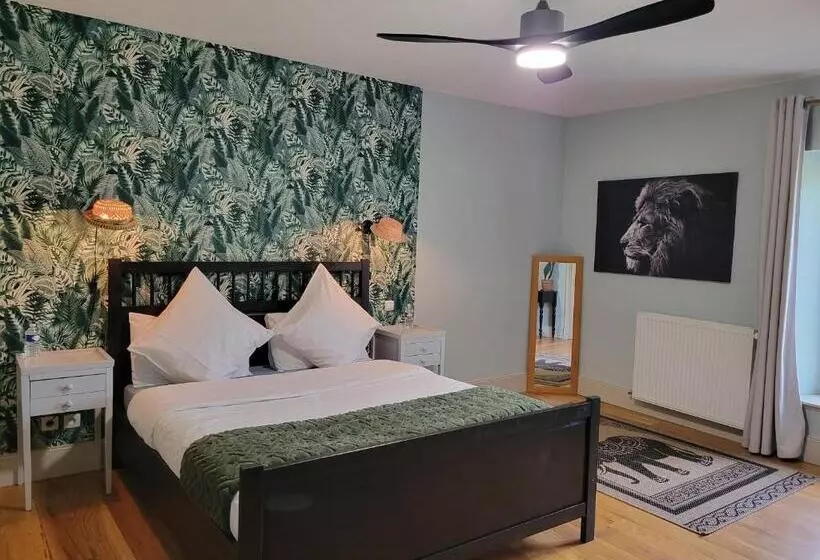 Majatalo Chambre D Hôtes Le Flacon De La Verrouille