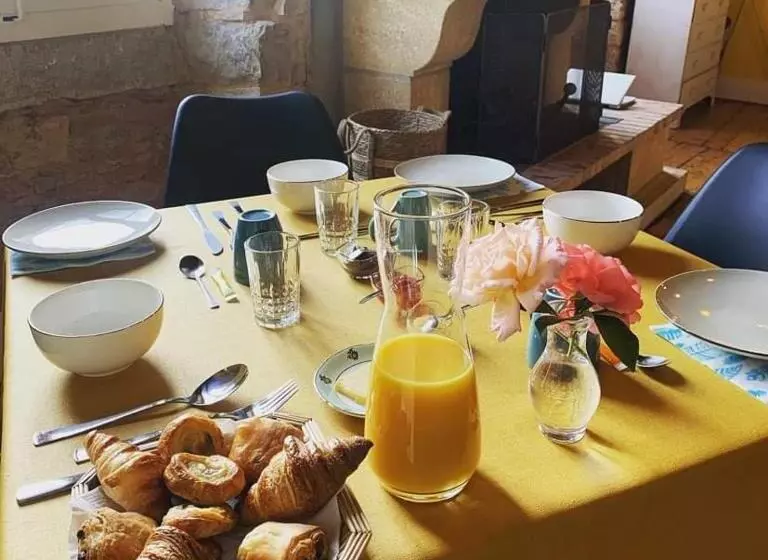 Majatalo Chambre D Hôtes Le Flacon De La Verrouille