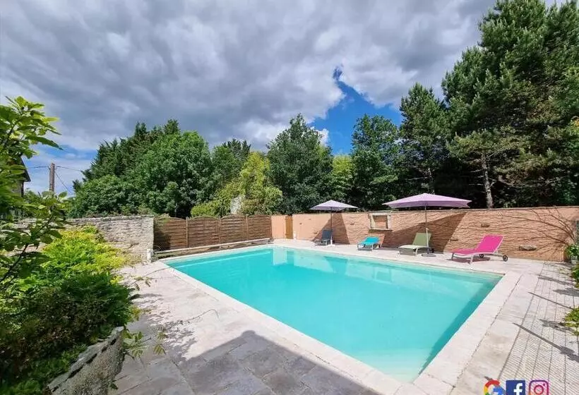 Majatalo Chambre D Hôtes Le Flacon De La Verrouille