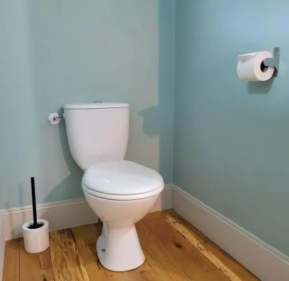 Majatalo Chambre D Hôtes Le Flacon De La Verrouille