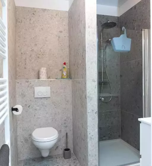 Majatalo Apartmenthaus Am Park