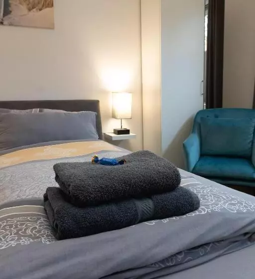 Majatalo Apartmenthaus Am Park