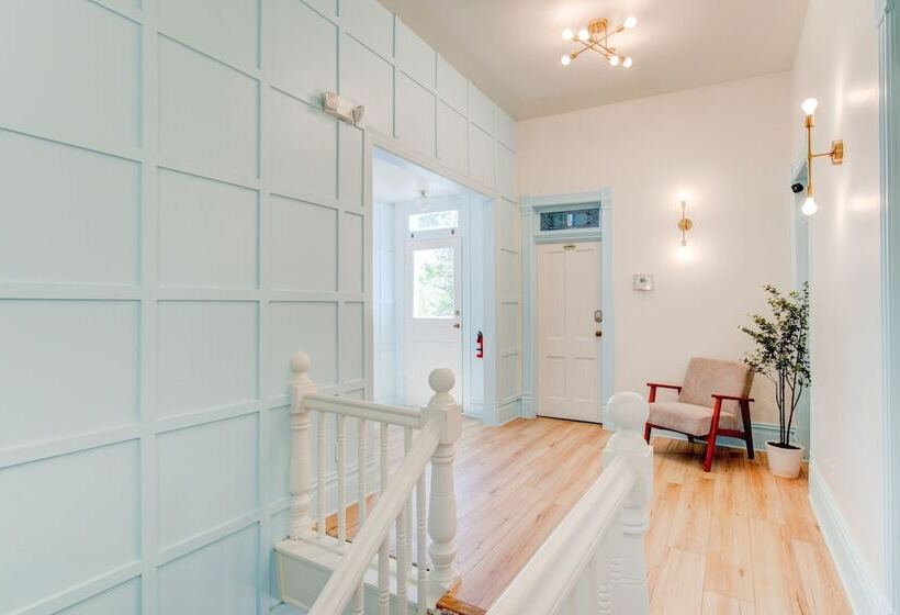 فندق Art City Inn