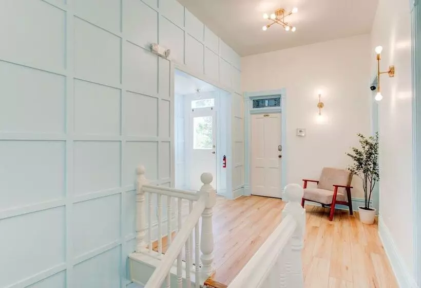 Hotelli Art City Inn