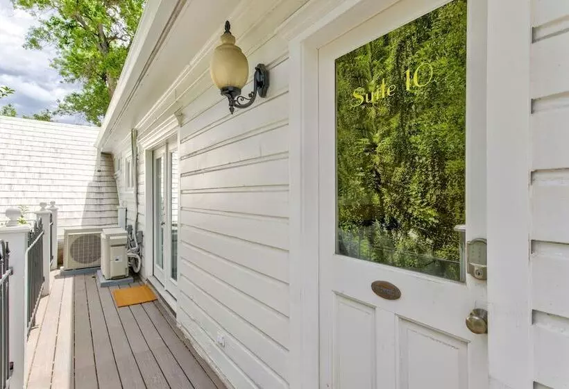 Hotelli Art City Inn