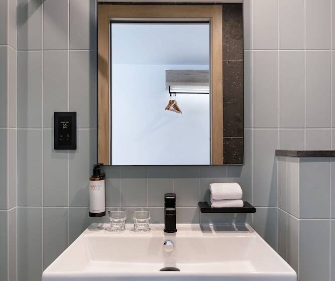 هتل Mistral St Julian S, Affiliated By Meliá