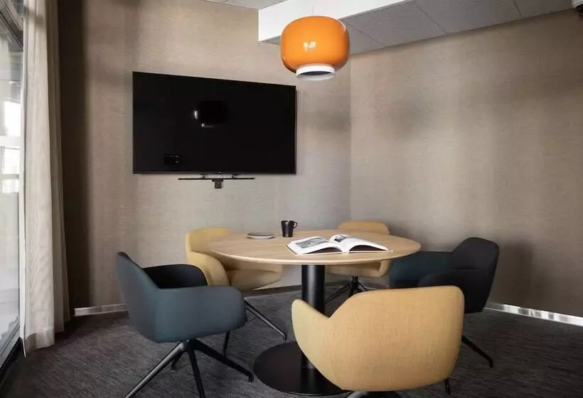 ホテル Noli Malmi