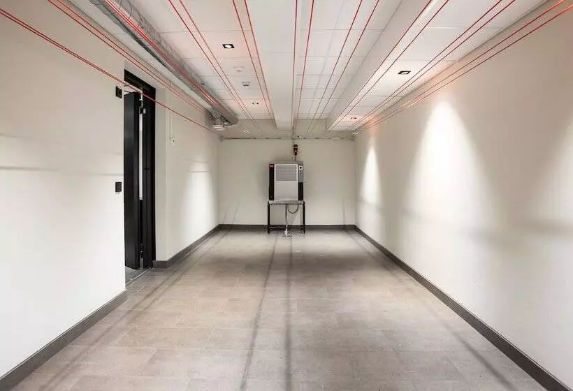 ホテル Noli Malmi