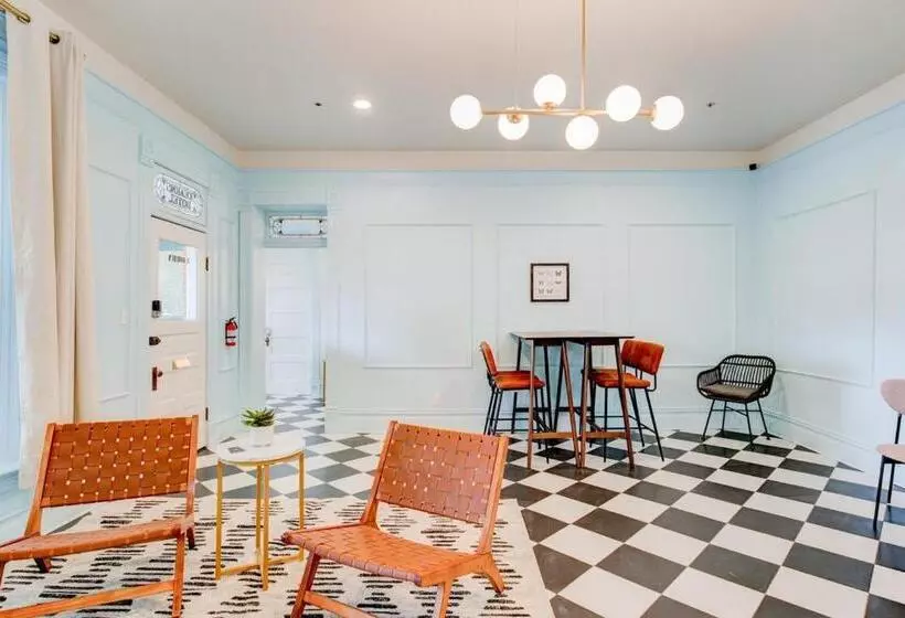 ホテル Suite 1 Historic Art City Inn
