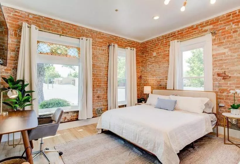 ホテル Suite 1 Historic Art City Inn