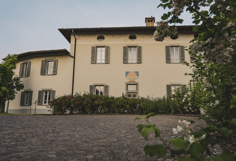 Отель Villa Manzoni