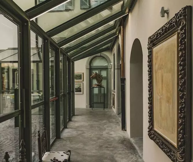 Hotelli Villa Manzoni