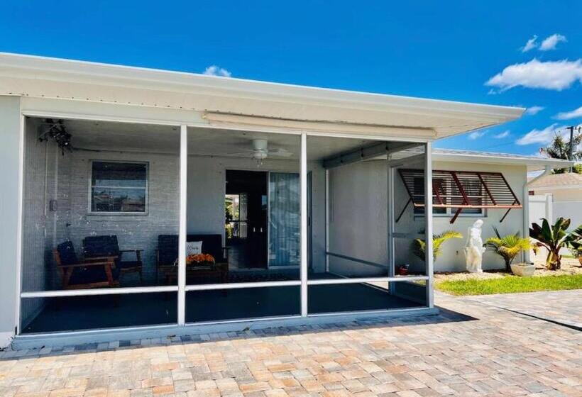 膳宿费 Cheerful Home With Two Bedrooms