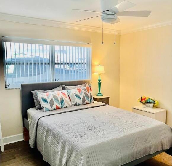 膳宿费 Cheerful Home With Two Bedrooms