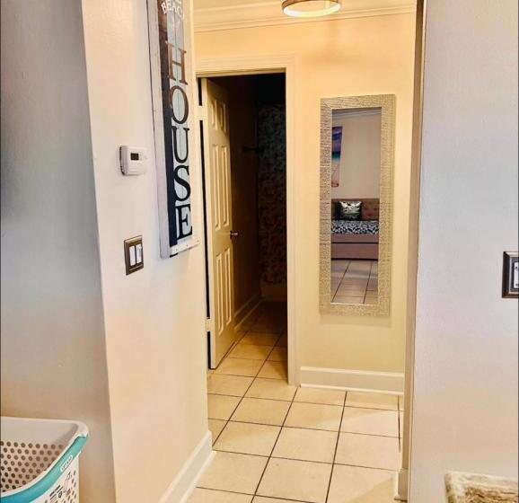 膳宿费 Cheerful Home With Two Bedrooms