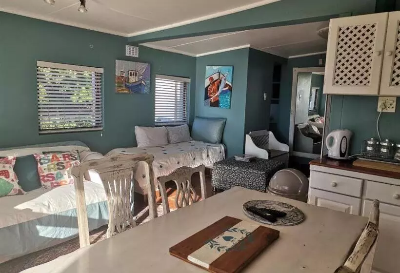 Majatalo Schafli Manor Wild Coast