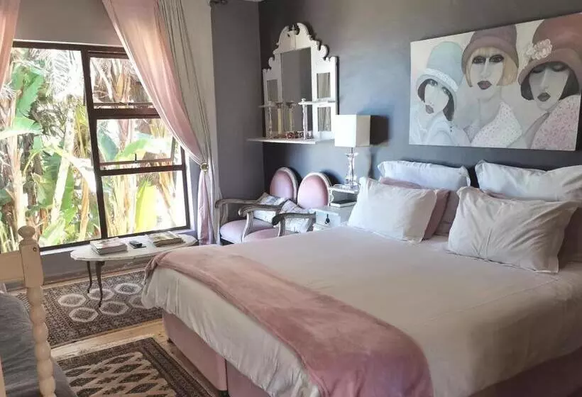 Majatalo Schafli Manor Wild Coast