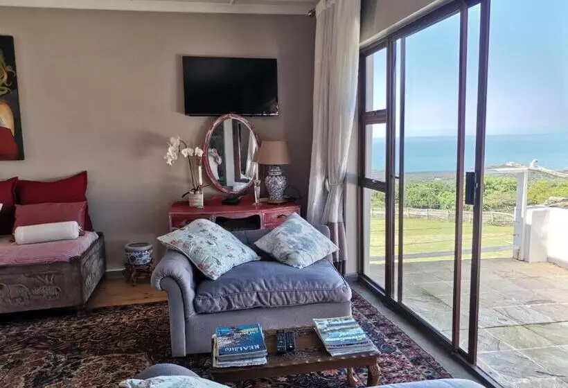 Majatalo Schafli Manor Wild Coast