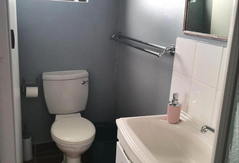 פנסיון Schafli Manor Wild Coast