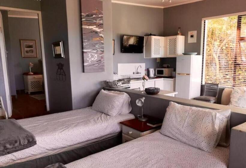 פנסיון Schafli Manor Wild Coast