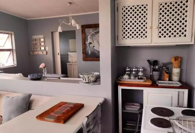 Majatalo Schafli Manor Wild Coast