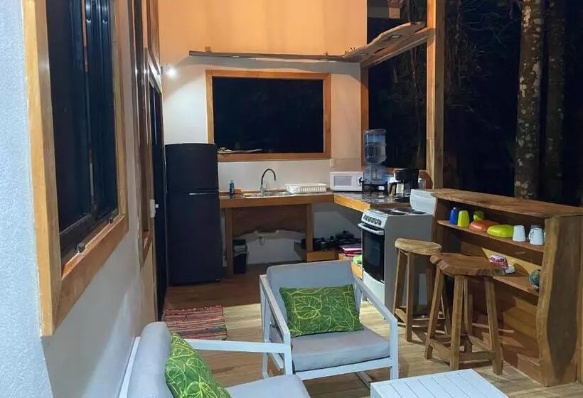 استراحتگاه Dragonfly Beachfront Villas Adult Only