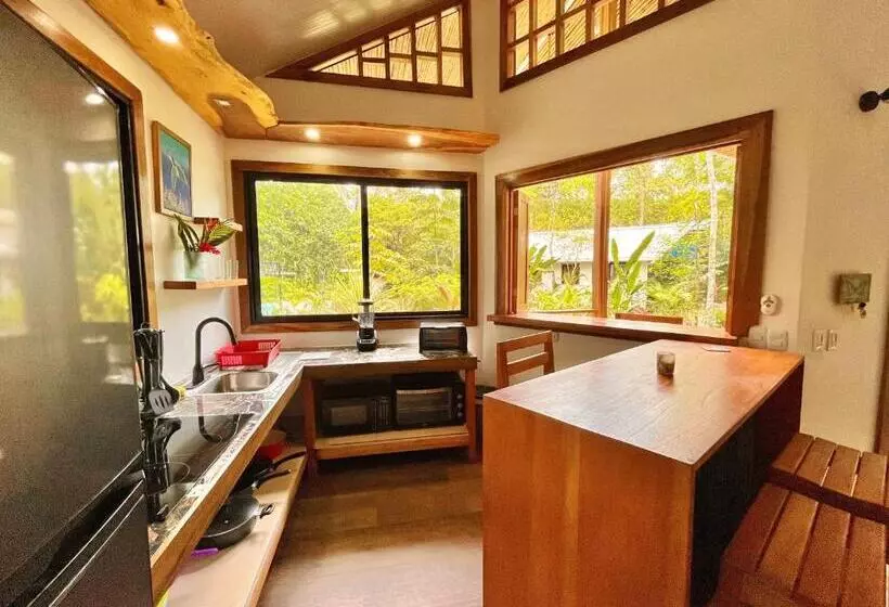 استراحتگاه Dragonfly Beachfront Villas Adult Only