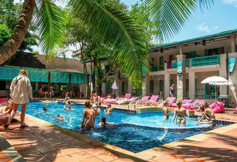 ユースホステル Nomads Ao Nang