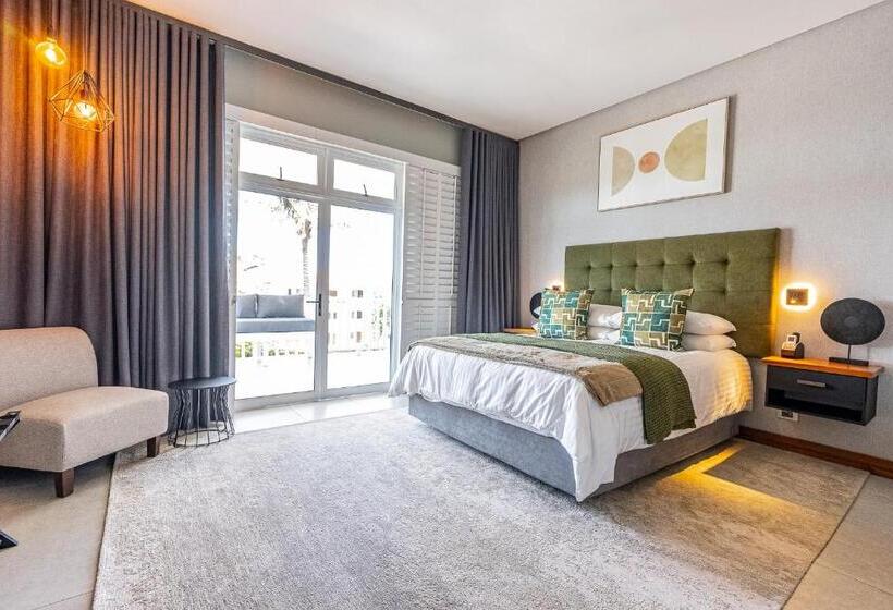 Beach Wood Boutique Hotel & Resort