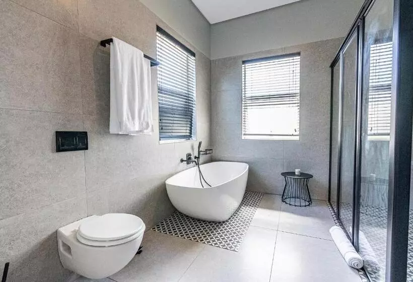 Beach Wood Boutique Hotel & Resort