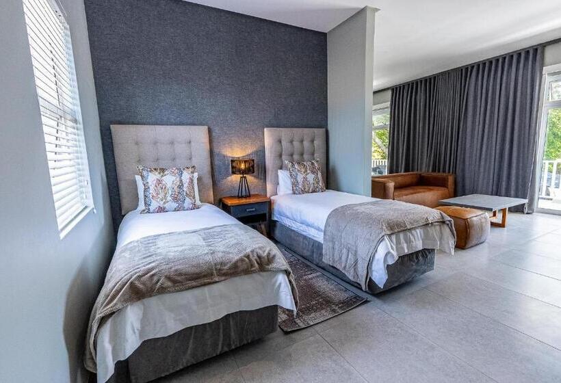 Beach Wood Boutique Hotel & Resort